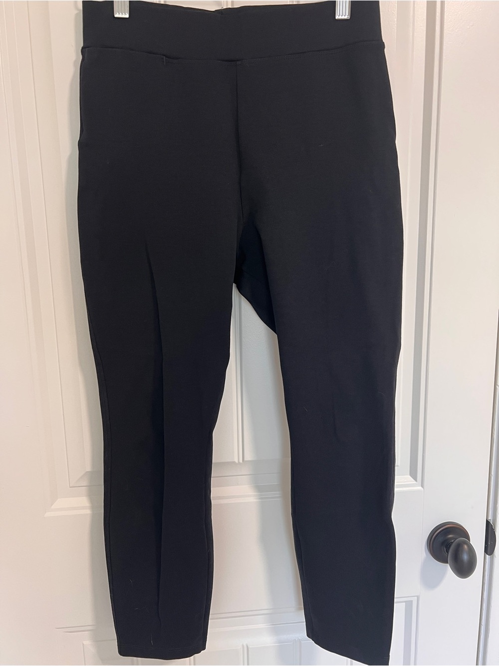 American Giant Black Cropped Leggings 6P